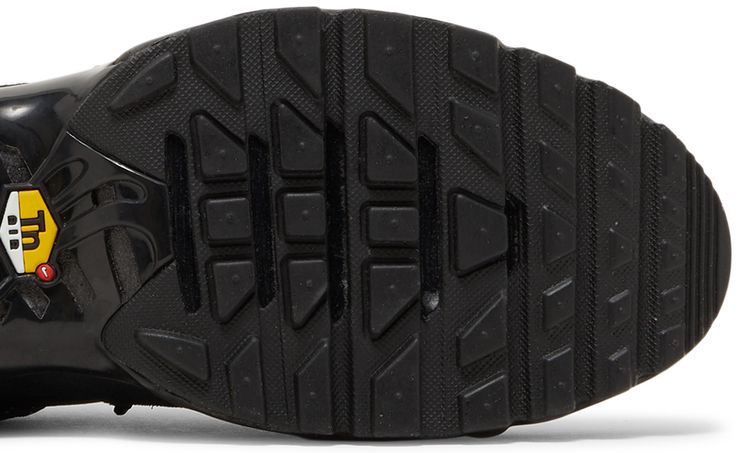 Nike Air Max Plus Utility Black Metallic Silver