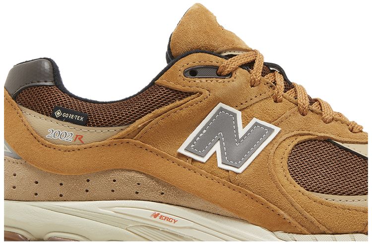 New Balance 2002R GORE TEX Tobacco