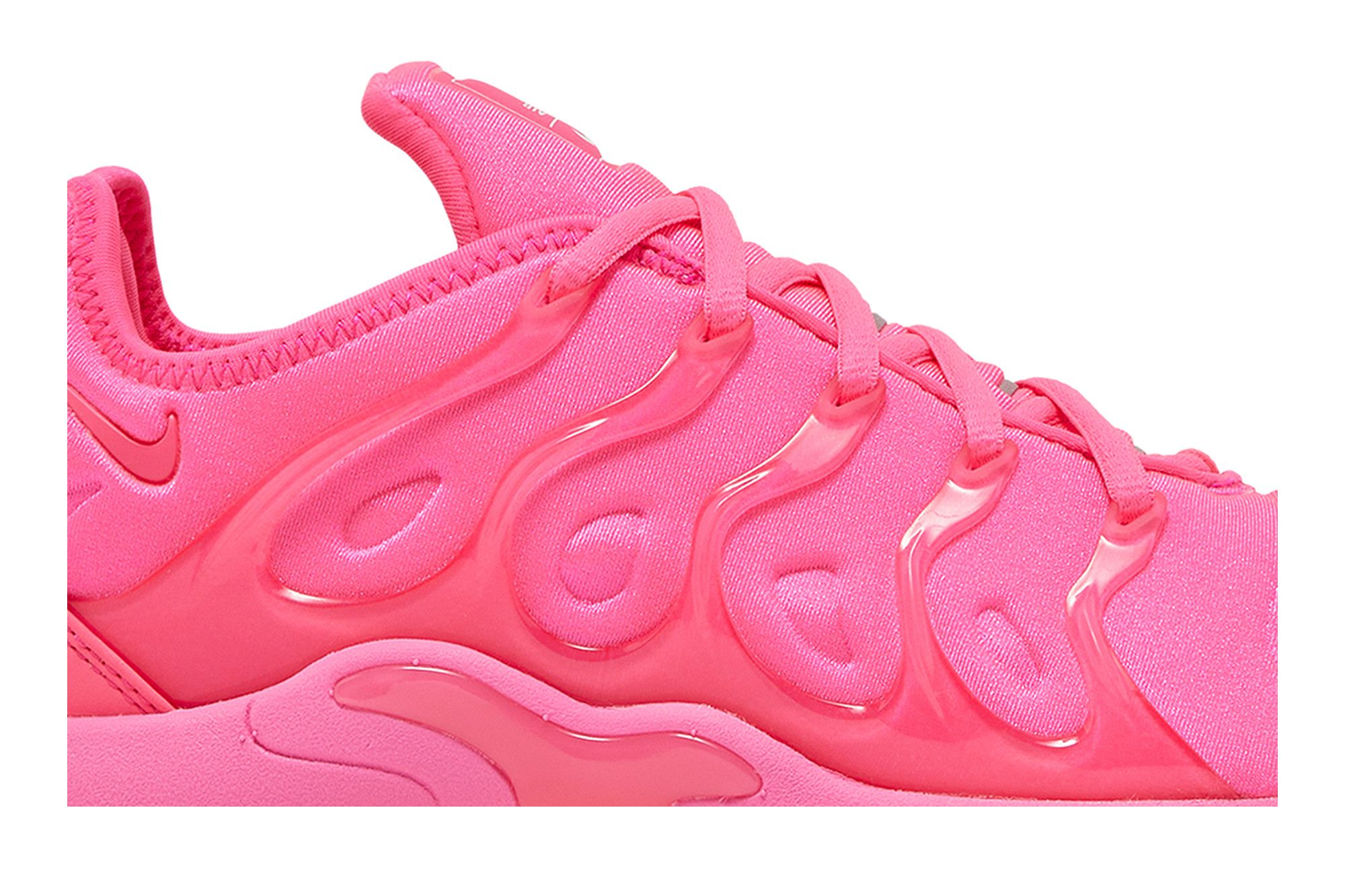 Hot pink vapormax plus clearance