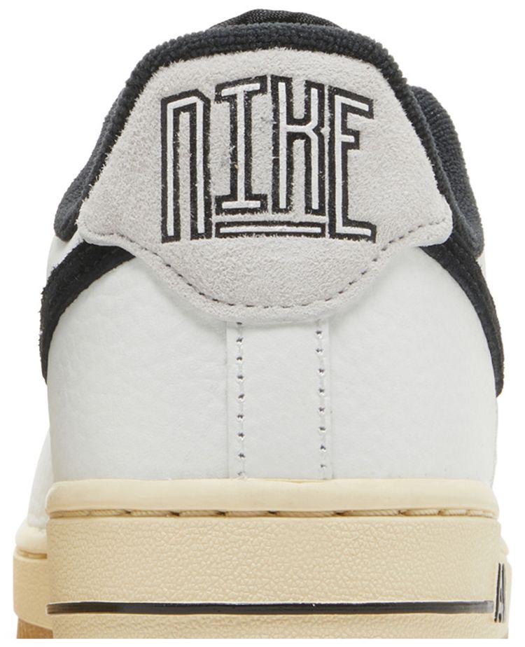 Nike Wmns Air Force 1 07 Command Force   White Black