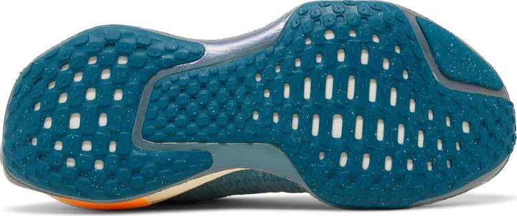 ZoomX Invincible Run Flyknit 3 Noise Aqua