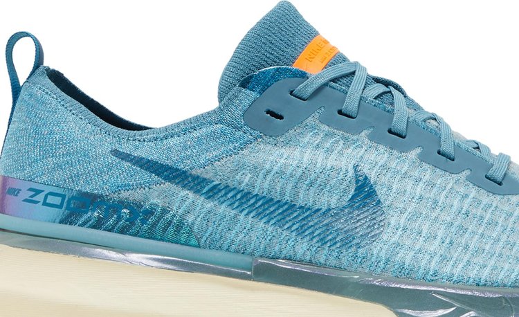 ZoomX Invincible Run Flyknit 3 Noise Aqua