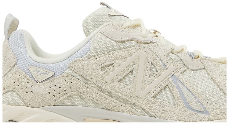 New Balance 610 Angora