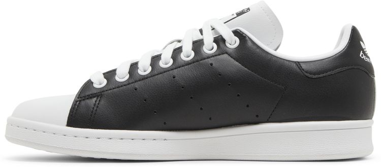 Disney x adidas Stan Smith Cruella