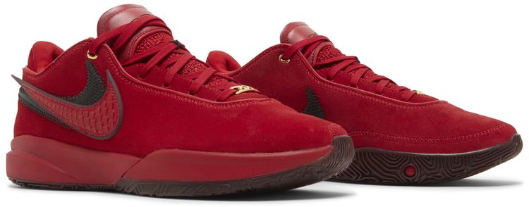 Liverpool FC x Nike LeBron 20