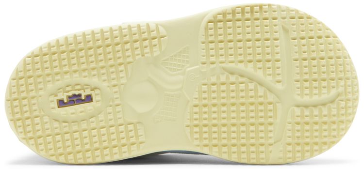 Nike LeBron 19 TD Easter