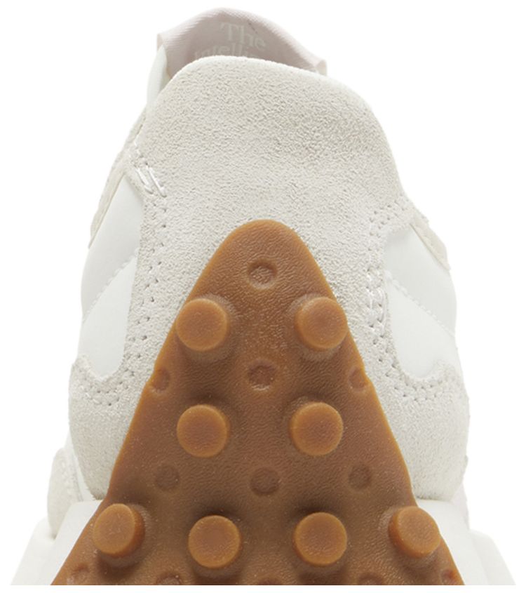 Wmns 327 Sea Salt Pink Haze