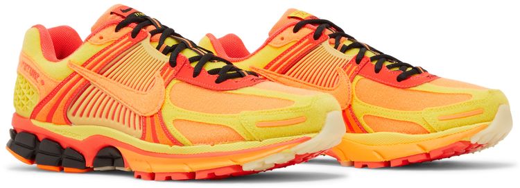 Air Zoom Vomero 5 Doernbecher 2023