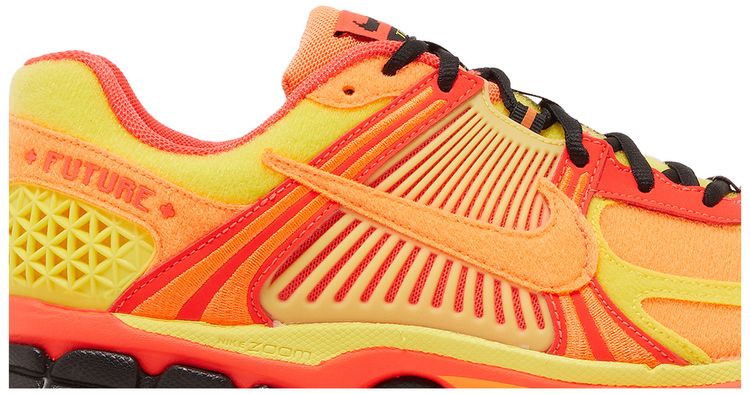 Air Zoom Vomero 5 Doernbecher 2023