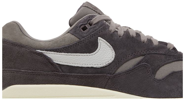 Nike Air Max 1 Premium Crepe Soft Grey