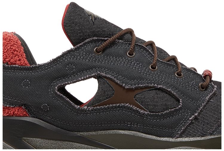 Reebok Street Fighter x FuryLite 95 Akuma