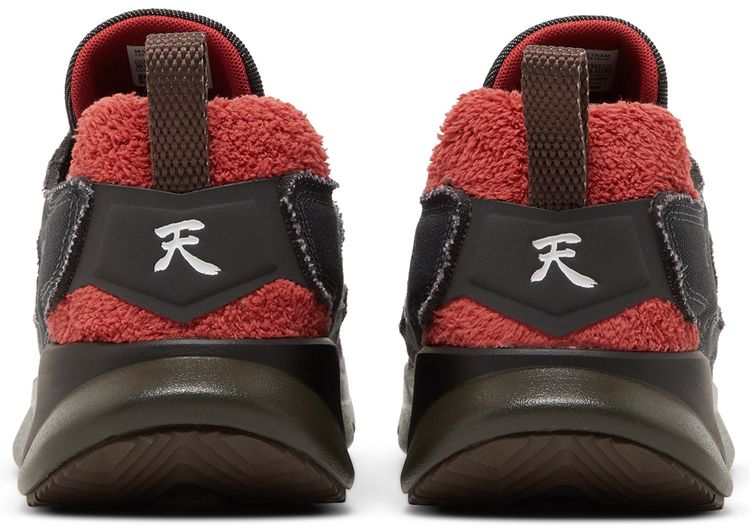 Reebok Street Fighter x FuryLite 95 Akuma