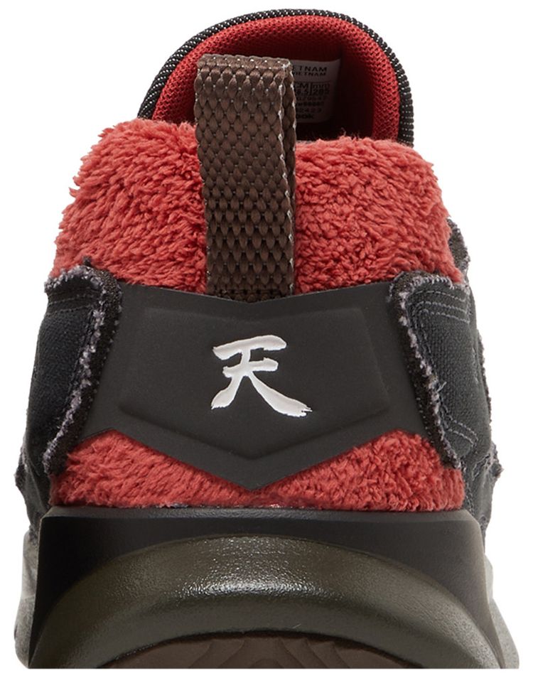 Reebok Street Fighter x FuryLite 95 Akuma