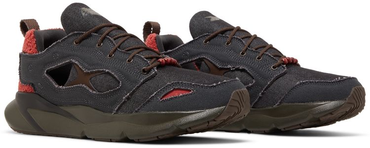 Reebok Street Fighter x FuryLite 95 Akuma