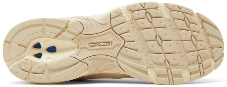 New Balance 530 Beige Angora