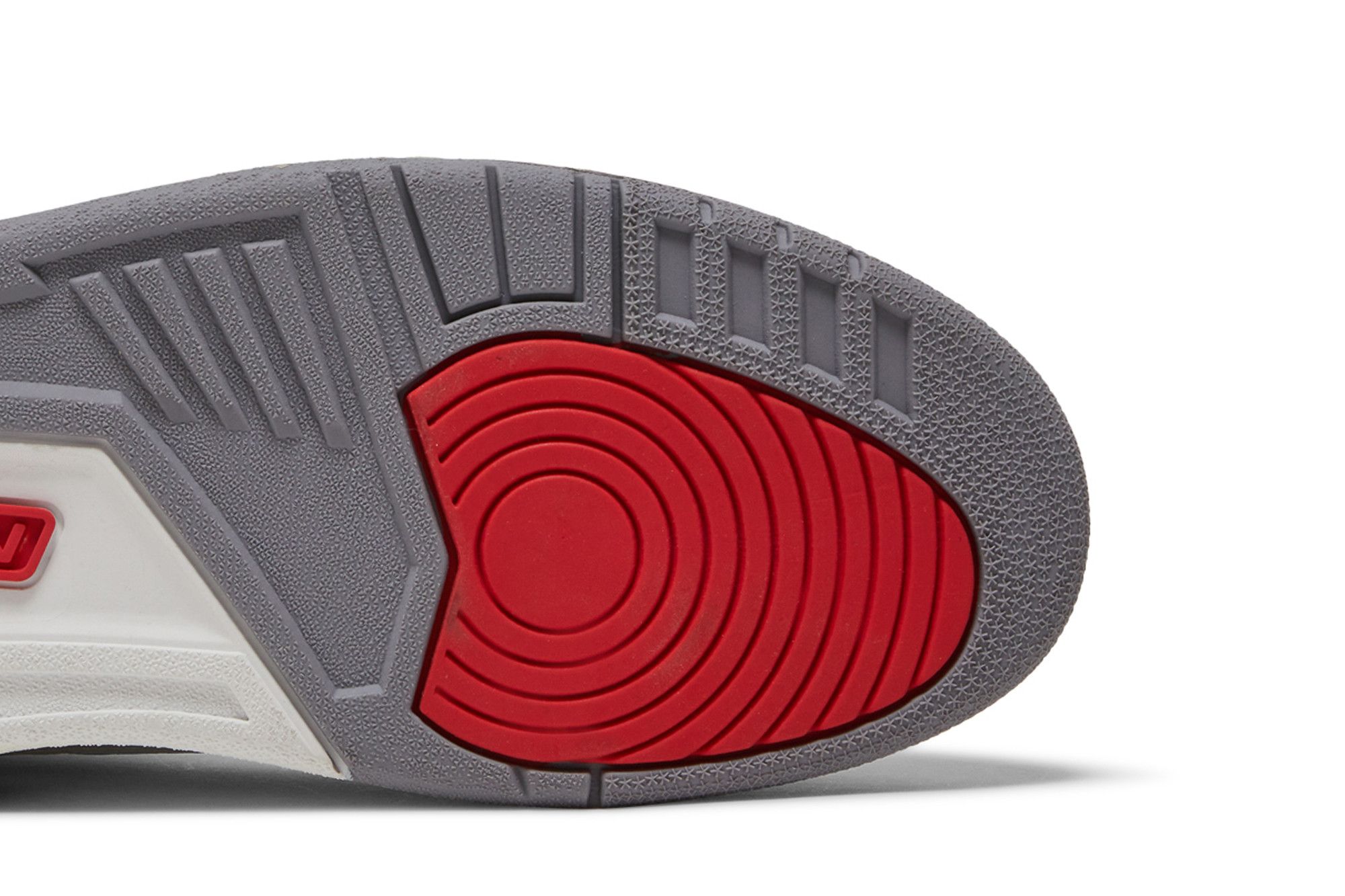 立夏③ Buy Air Jordan 3 Retro 'White Cement' 2003 - 136064 102 | GOAT