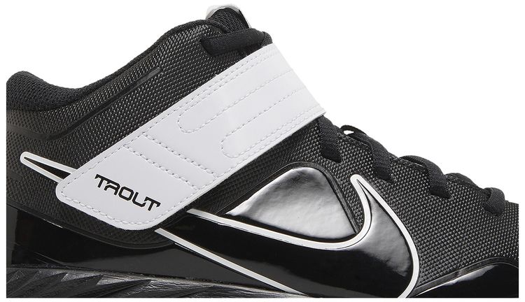 Force Trout 7 Turf GS Black Dynamic Turquoise