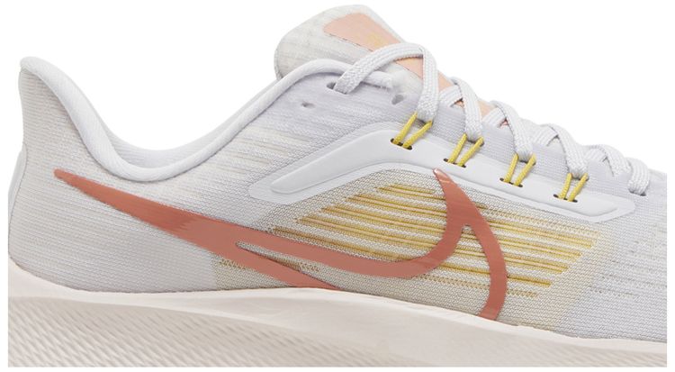 Nike Wmns Air Zoom Pegasus 39 Whisper Madder Root