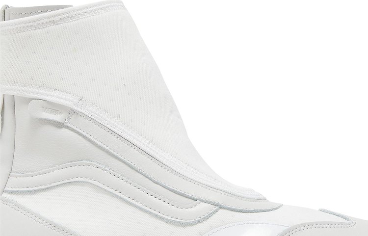 Vault Boot Skoot LX White