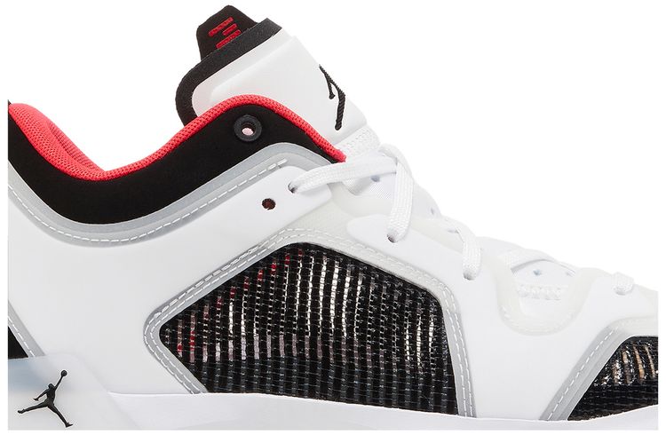 Air Jordan 37 Low Siren Red