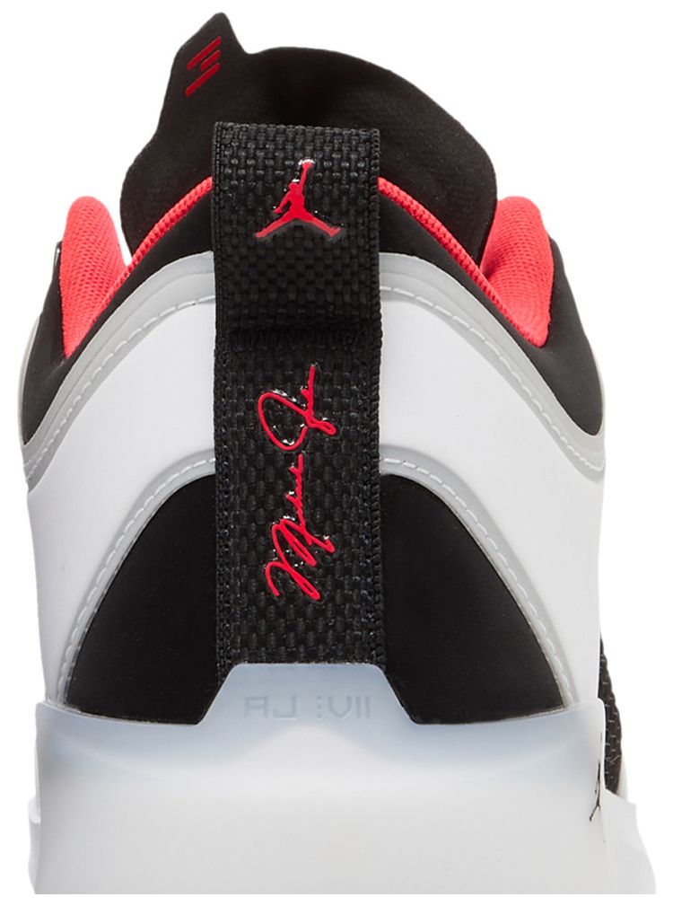 Air Jordan 37 Low Siren Red