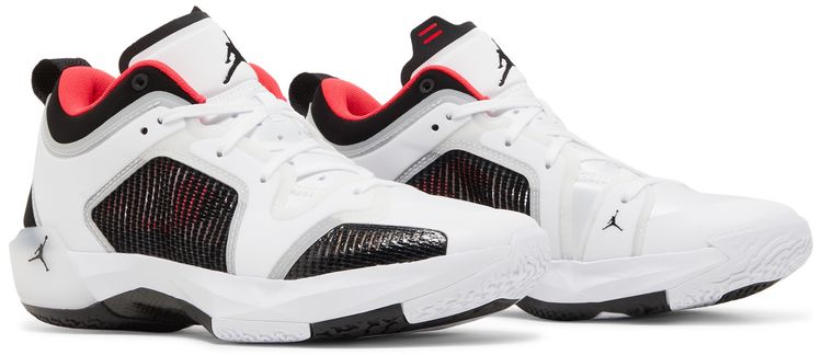 Air Jordan 37 Low Siren Red