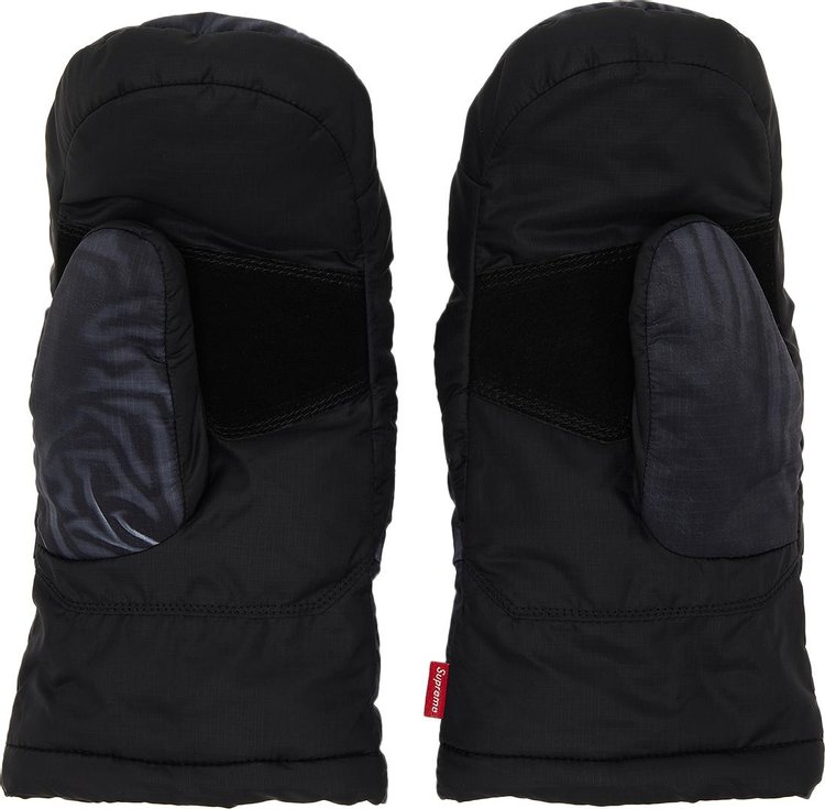 Supreme x The North Face Printed Montana Mitt Black