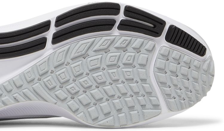 Nike NFL x Air Zoom Pegasus 38 Las Vegas Raiders