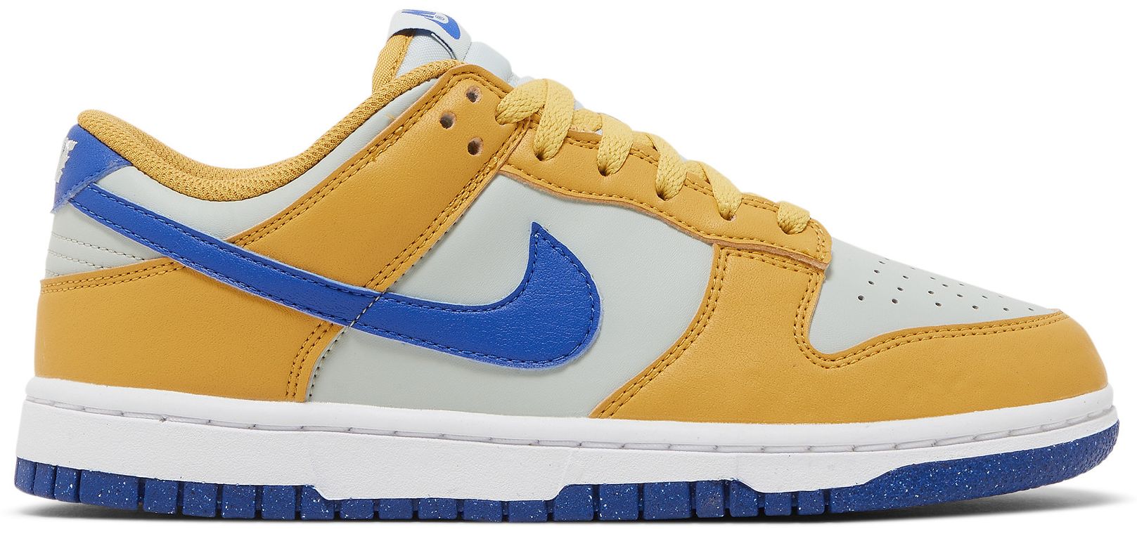 wmns oatmeal dunk low