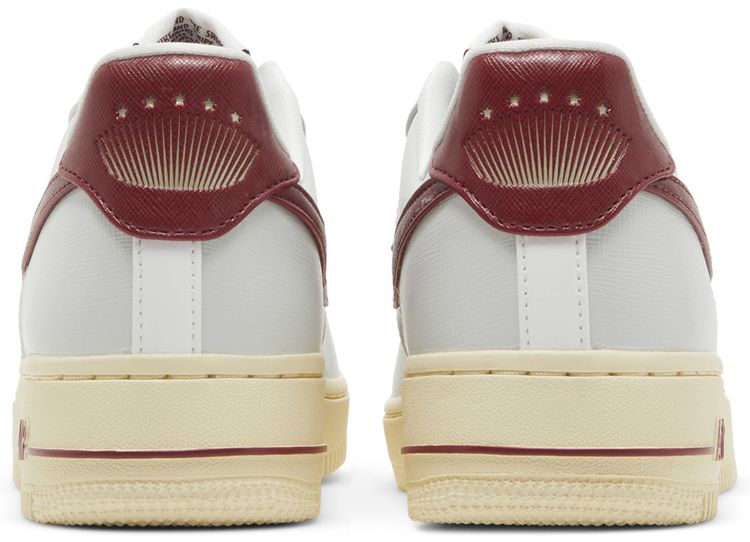 Nike Wmns Air Force 1 07 SE Sisterhood   Team Red