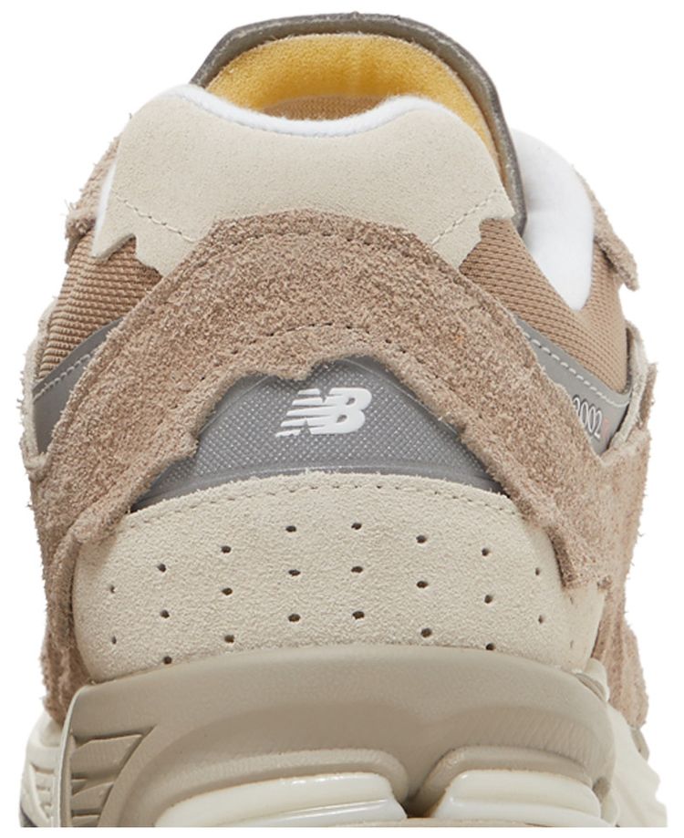 New Balance 2002R Protection Pack Driftwood