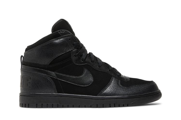 mens nike triple black