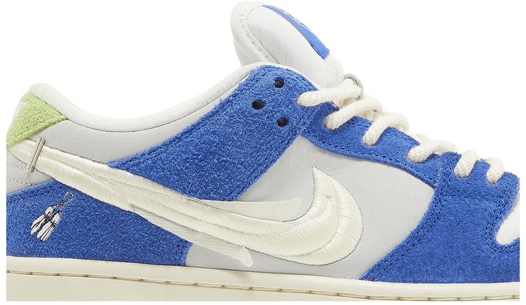 Fly Streetwear x Dunk Low Pro SB Gardenia