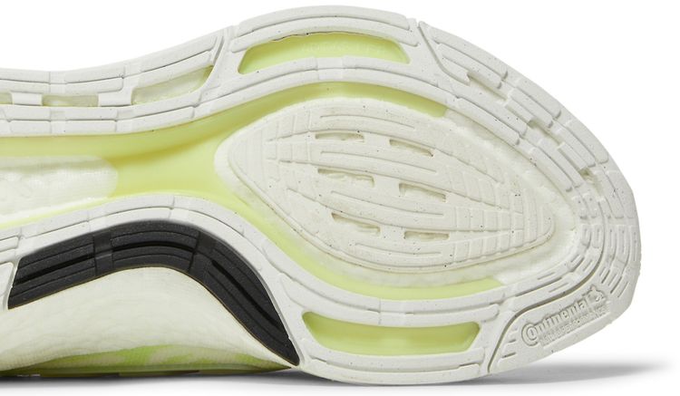 Adidas Wmns UltraBoost 22 Almost Lime