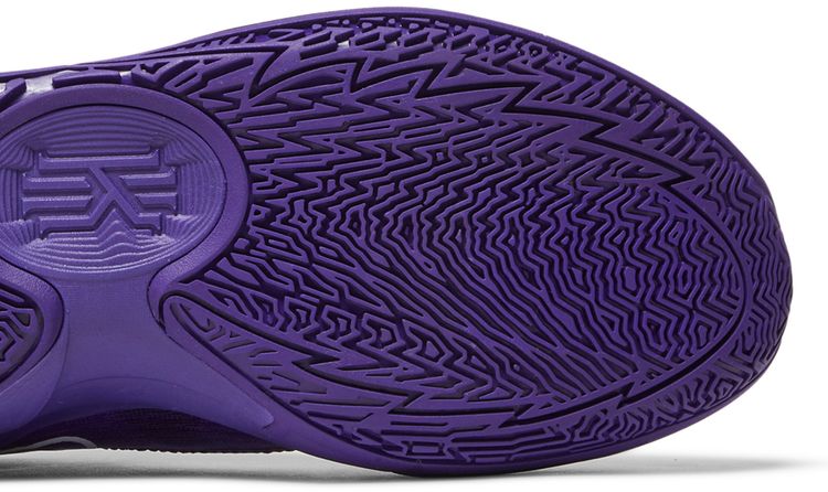 Nike Kyrie Low 5 TB Promo Court Purple