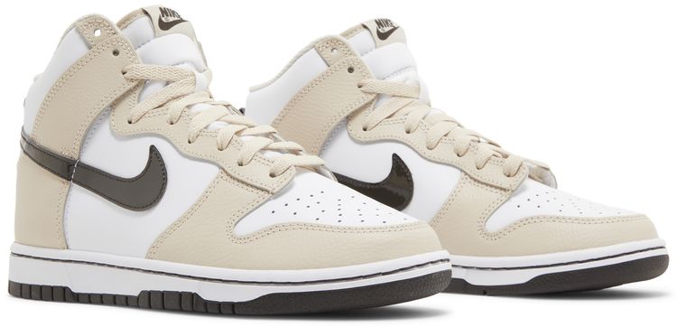 Nike Wmns Dunk High Sanddrift