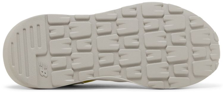 New Balance 5740 Big Kid White Lemonade
