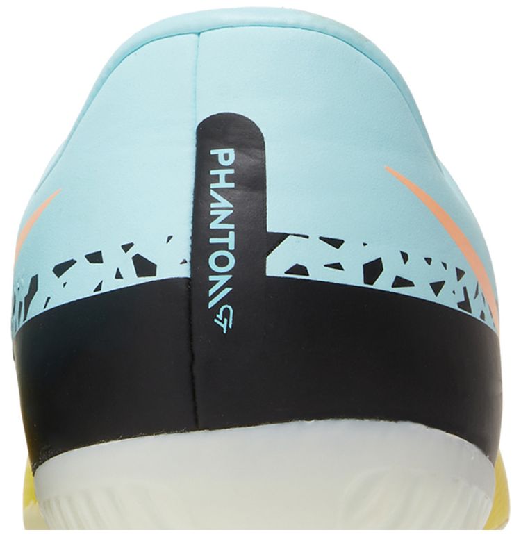 Nike Phantom GT2 Academy MG Lucent Pack