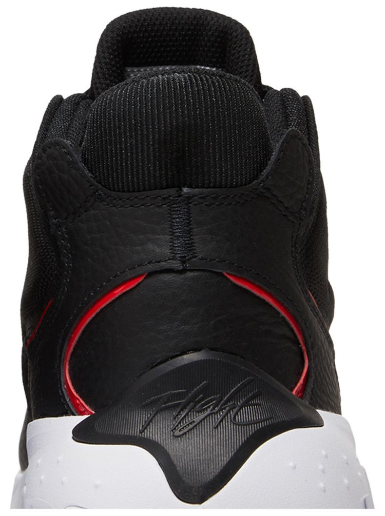 Air Jordan Max Aura 4 Bred