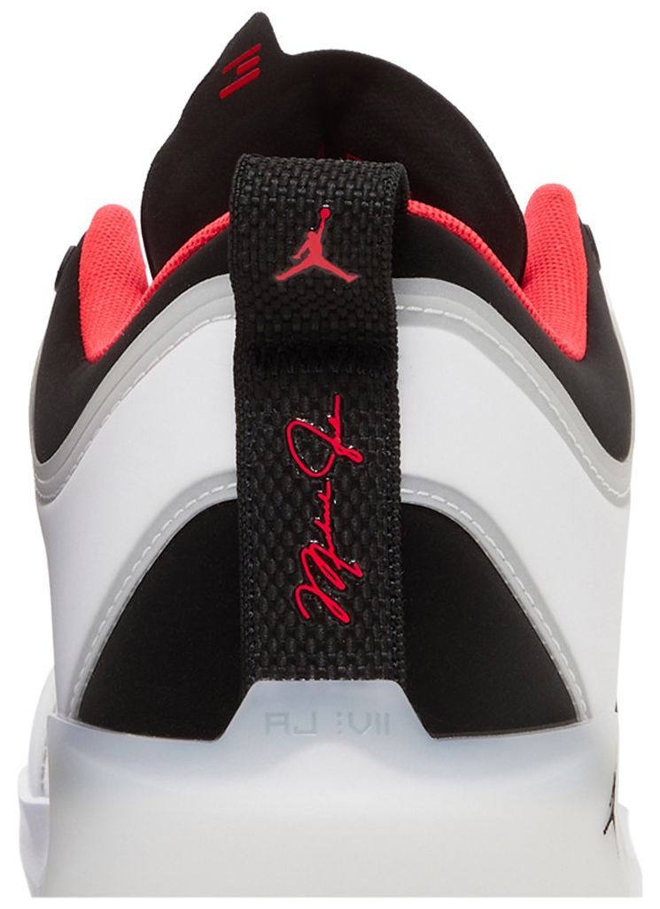 Air Jordan 37 Low PF Siren Red