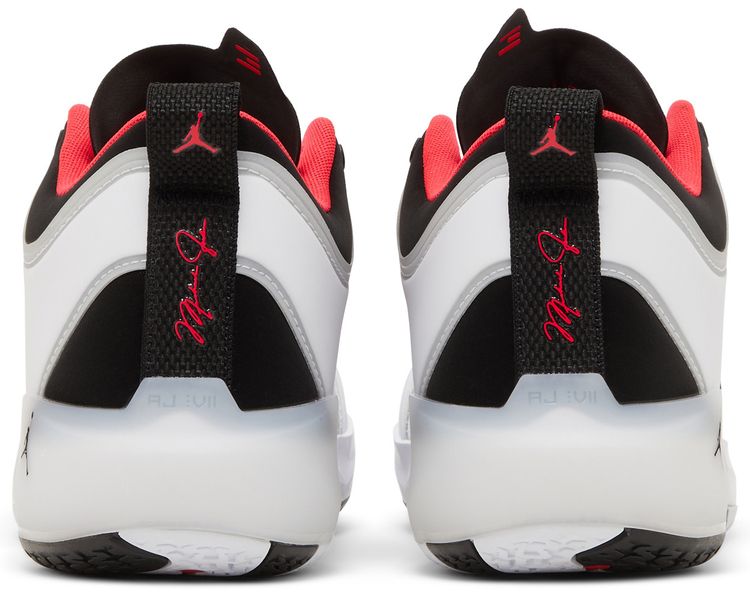 Air Jordan 37 Low PF Siren Red