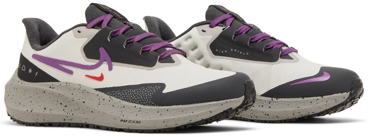 Nike Wmns Air Zoom Pegasus 39 Shield Light Bone Vivid Purple