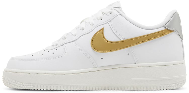 Nike Wmns Air Force 1 07 White Metallic Gold