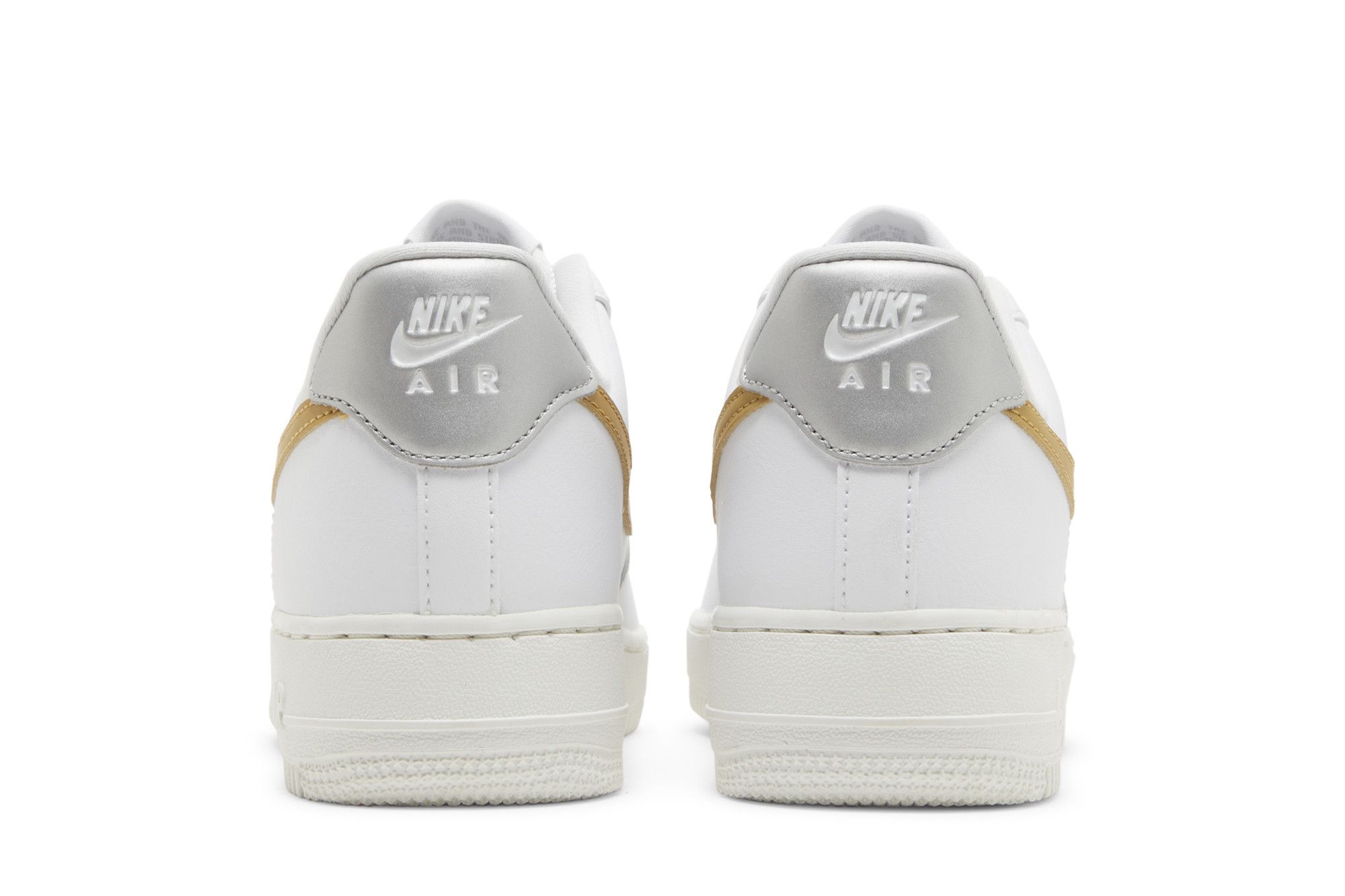 Nike Air Force 1 ホワイト/ゴールド NKFZ6768-