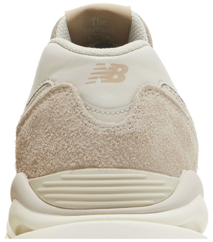 New Balance 5740 Moonbeam Mindful Grey