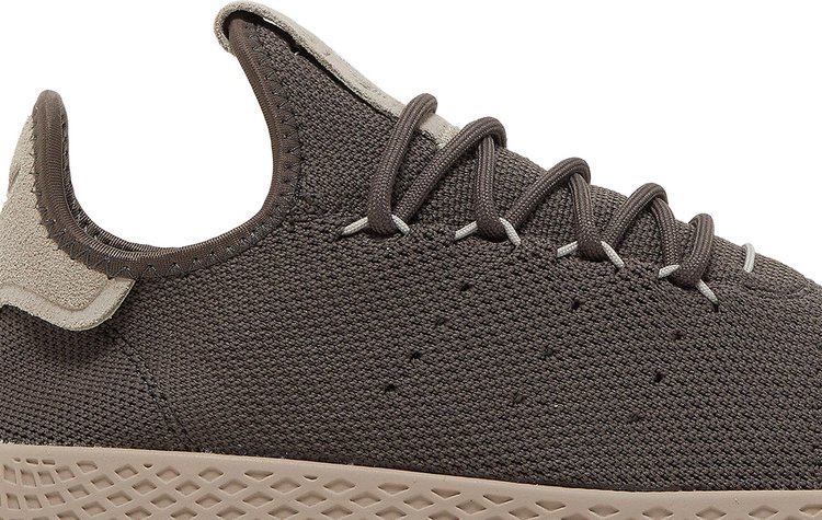 Pharrell Williams x Tennis Hu Cinder Light Brown