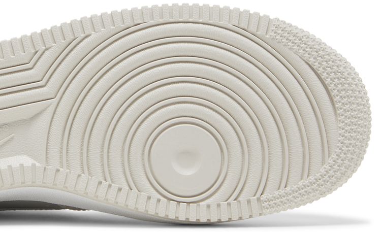 Nike Wmns Air Force 1 Low 07 Moon Fossil