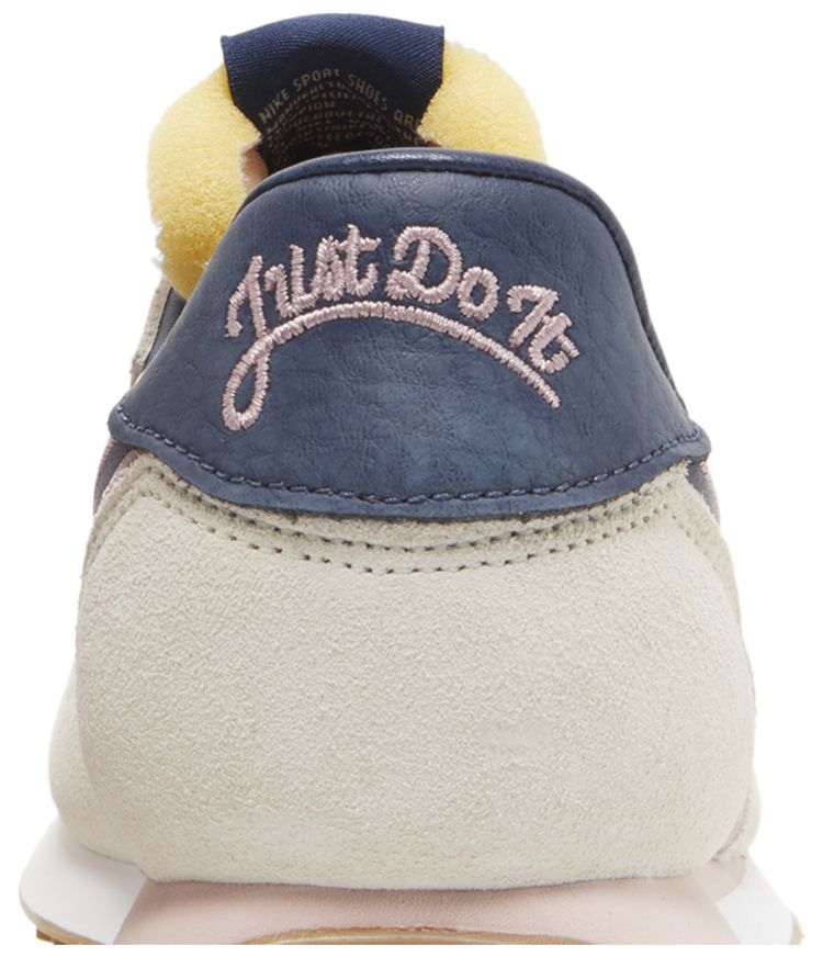 Nike Waffle Trainer 2 SE GS Lettermans Jacket