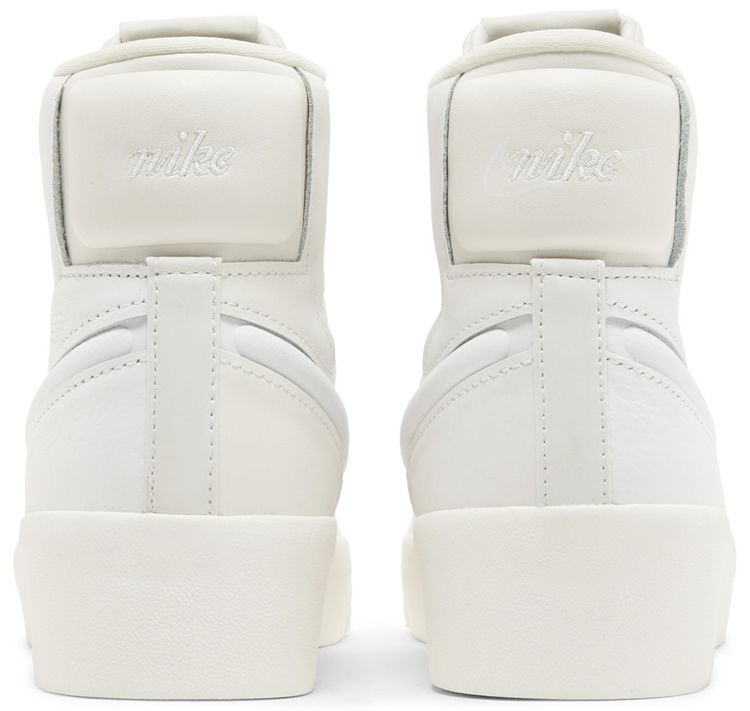 Nike Wmns Blazer Mid Victory Summit White Light Cream