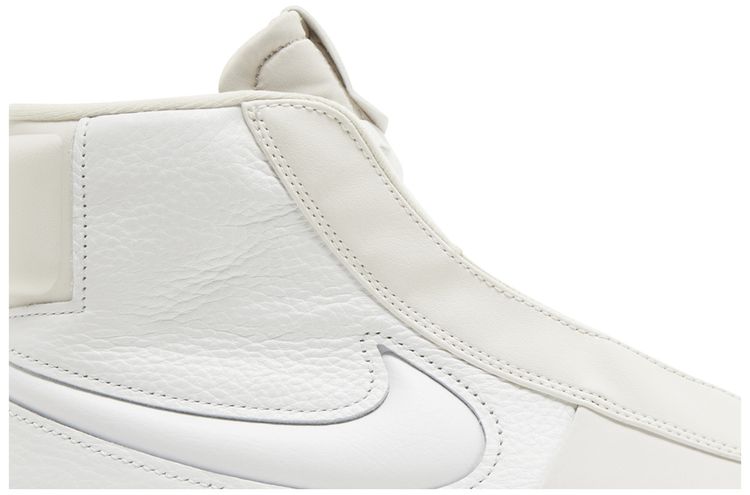 Nike Wmns Blazer Mid Victory Summit White Light Cream